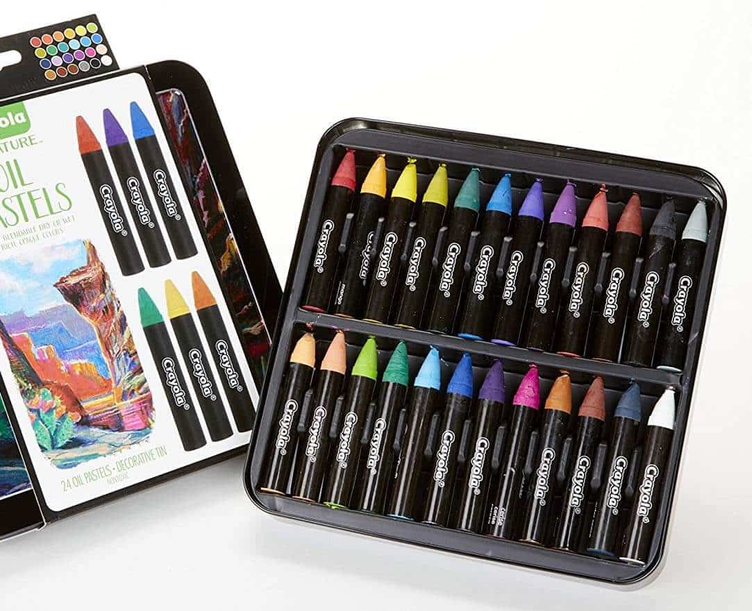 Crayola Oil Pastel Set with Decorative Case, Water-Soluble, Great For Watercolor Effects, 24 Colors